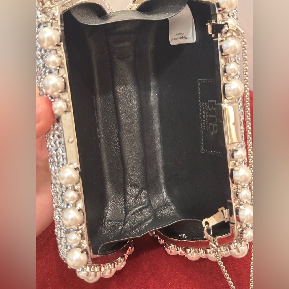 BTB Los Angeles Amelie Metallic Clutch in Silver REVOLVE PEARL PURSE - Picture 8 of 9